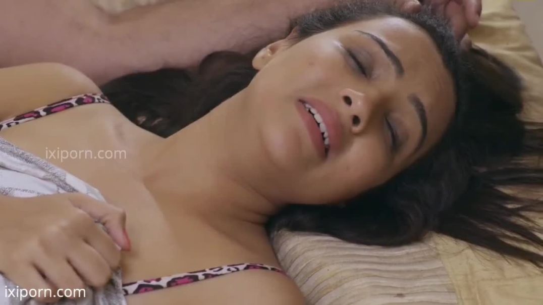 ⁣Charamsukh Kaamwali Bai | Adult Webseries Ullu Originals 18+ Video