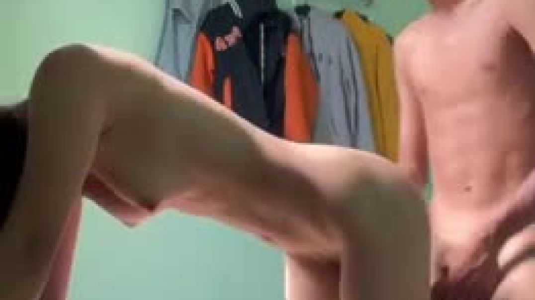 ⁣Leaked Young Couple Sex Tape  Full Nude Blowjob Xnx