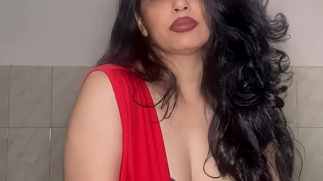 ⁣Riya Malhotra Sasha Patel Leaked Stripchat Nude Show Part 1