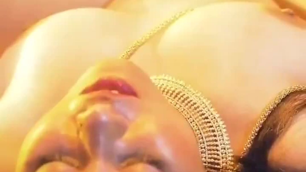 ⁣Indian Hot Bhavi fucked by husband honeymoon sex video