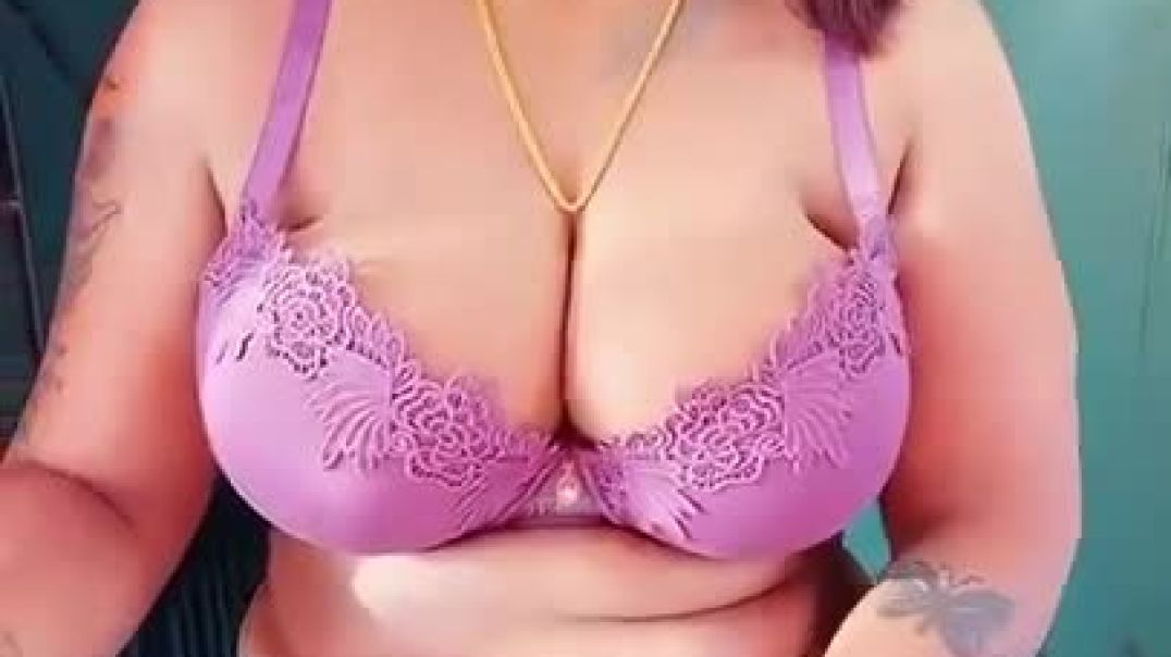 ⁣Indian Big Boobs Bhabhi Nude Pussy Finger Video